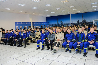 Состоялась отчетная встреча генерального директора ТОО «АНПЗ» К.Бишимова с трудовым коллективом