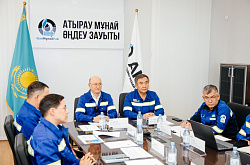 Облыс прокуроры Атырау мұнай өңдеу зауытында болды