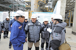 "Ембімұнайгаз" АҚ делегациясы Атырау мұнай өңдеу зауытында