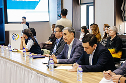 Зауытқа жақын аумақтар тұрғындарын көшіру мәселесі талқыланды