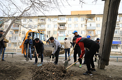 Зауыттықтар жалпықалалық сенбілікке қатысты