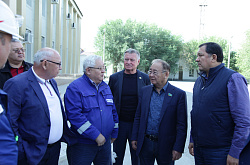 Сенаторлар зауыт  өндірісімен таныс болды