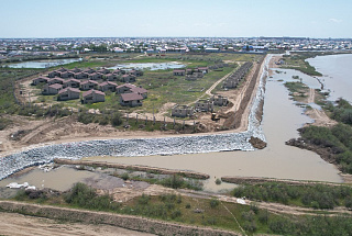 Специалисты АНПЗ контролируют уровень воды для своевременного реагирования на вторую волну паводка